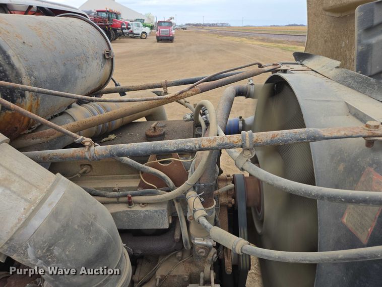 image for item EB1183 1996 Freightliner FLD112 truck cab and chassis