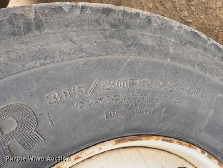 image for item EB1183 1996 Freightliner FLD112 truck cab and chassis