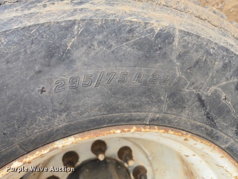 image for item EB1183 1996 Freightliner FLD112 truck cab and chassis