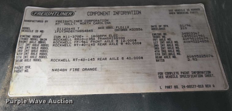 image for item EB1183 1996 Freightliner FLD112 truck cab and chassis