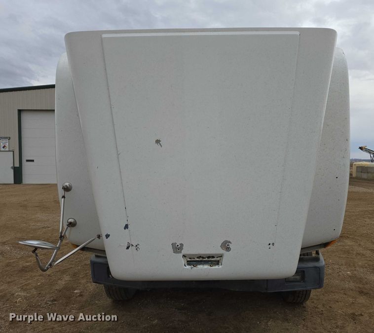 image for item EB1184 1992 Freightliner FLD truck cab and chassis