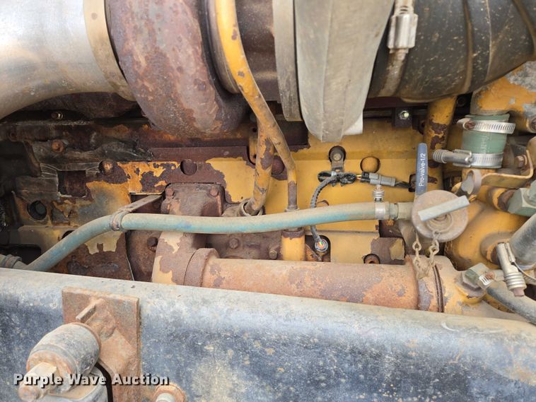 image for item EB1184 1992 Freightliner FLD truck cab and chassis