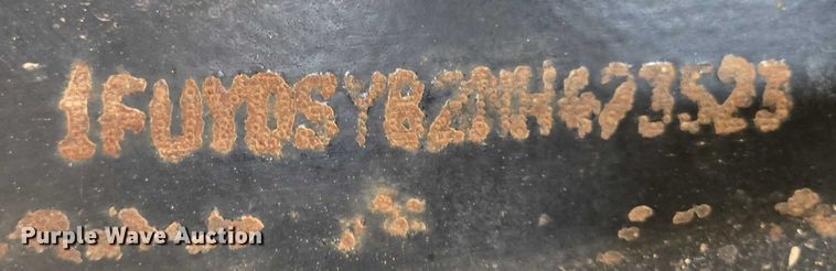 image for item EB1184 1992 Freightliner FLD truck cab and chassis