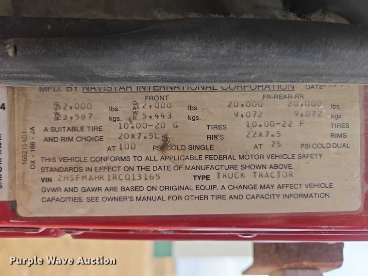 image for item EB1185 1994 International 9200 truck cab and chassis