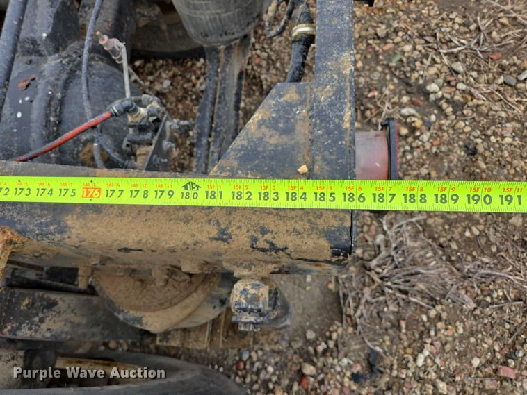 image for item EB1186 1993 International 9200 Eagle truck cab and chassis