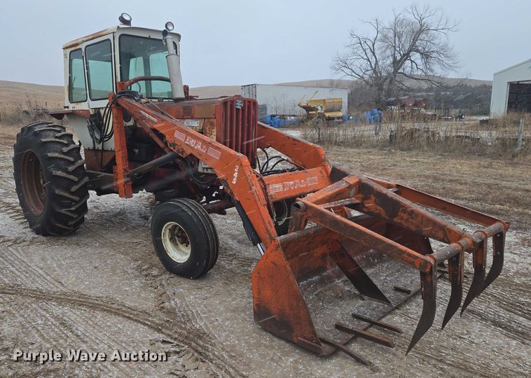 image for item EB1203 1964 Farmall 806 tractor