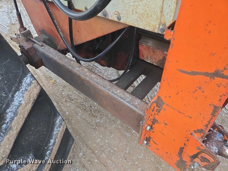 image for item EB1203 1964 Farmall 806 tractor