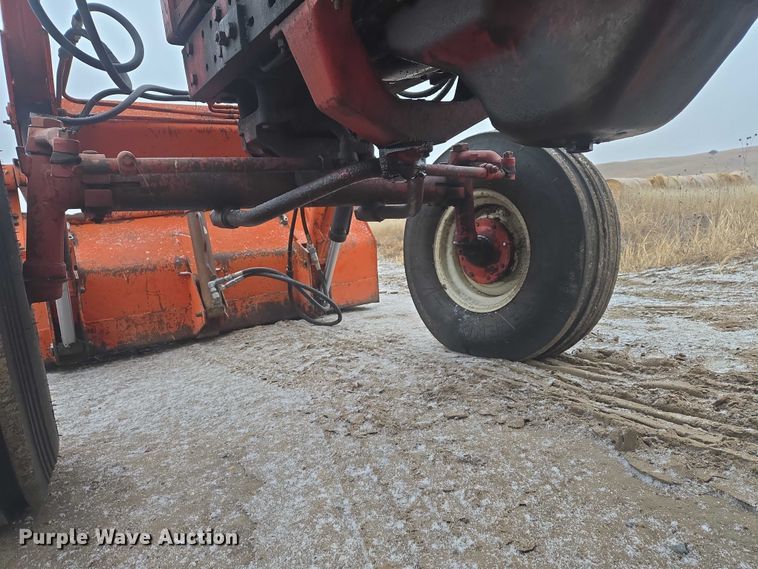 image for item EB1203 1964 Farmall 806 tractor