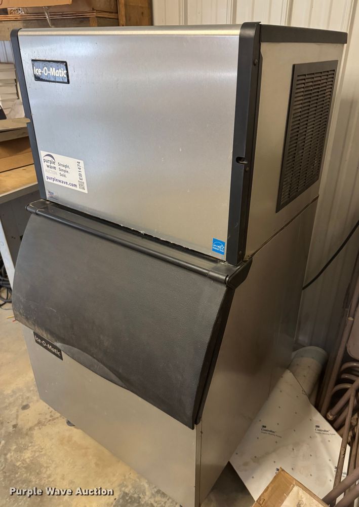 image for item EB1474 ICE-O-Matic B40PSB ice maker