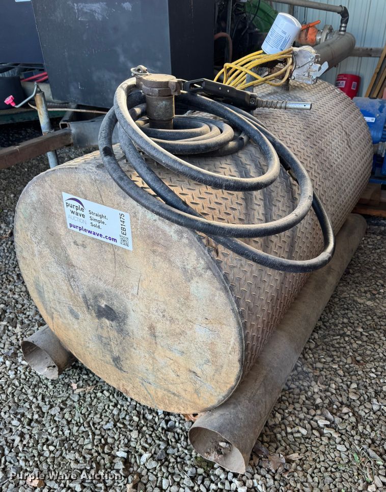 image for item EB1475 Fuel tank