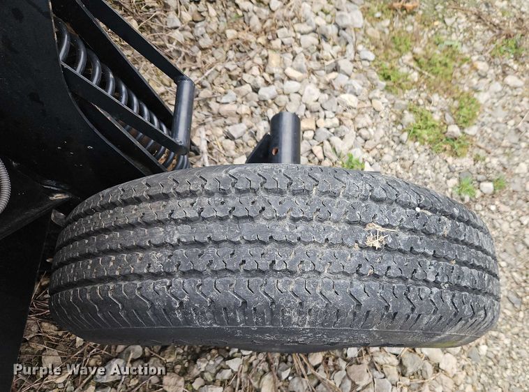 image for item EB8464 2015 MacDon FD75-D flex draper head