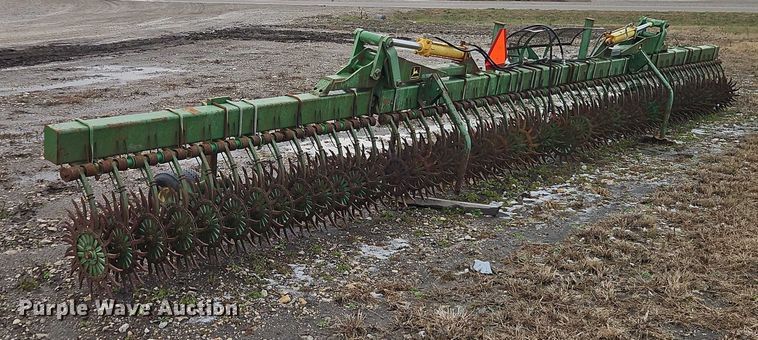 image for item EB8465 John Deere 400 rotary hoe