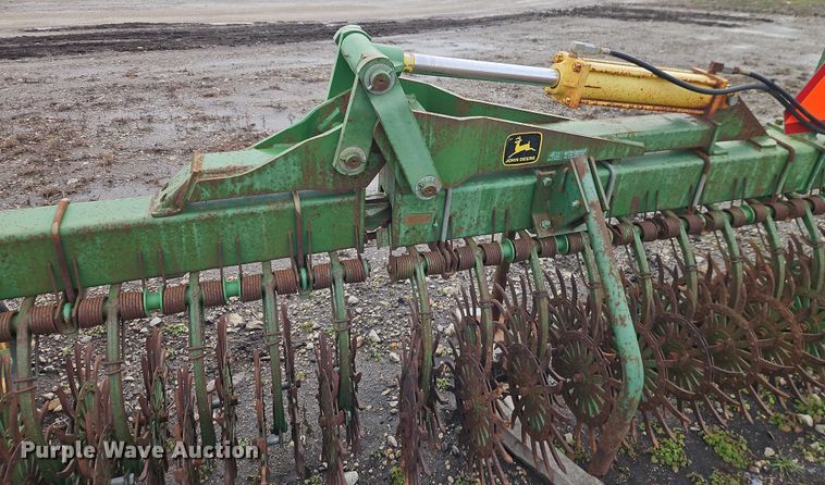 image for item EB8465 John Deere 400 rotary hoe