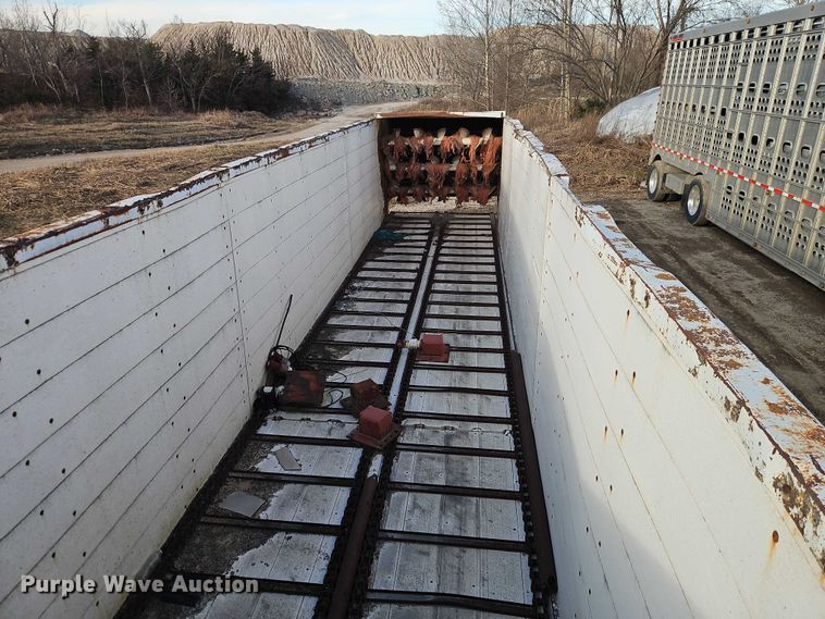 image for item EB8481 Mohrlang feed metering box