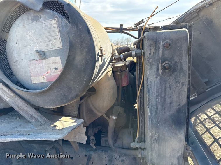 image for item EC4462 1978 Ford L9000 grain truck