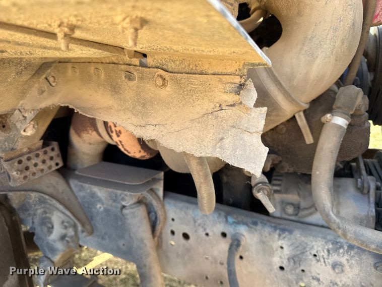 image for item EC4462 1978 Ford L9000 grain truck