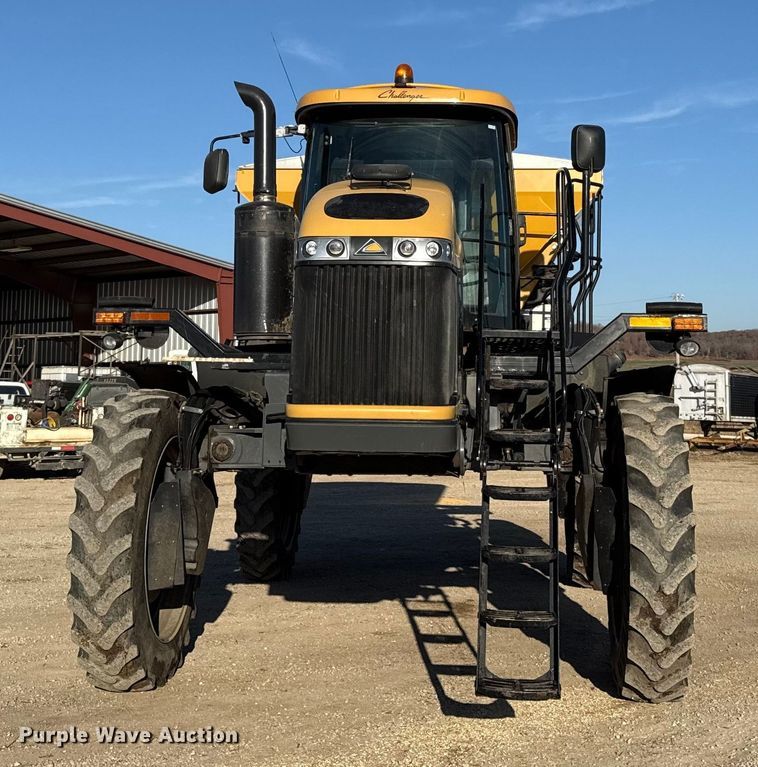 image for item EC4473 2015 RoGator RG1300B spreader