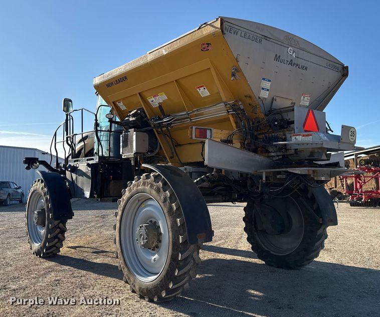 image for item EC4473 2015 RoGator RG1300B spreader