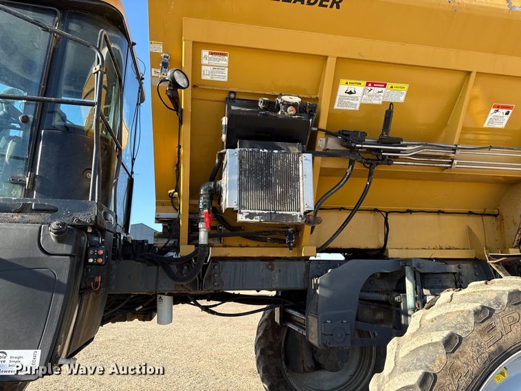 image for item EC4473 2015 RoGator RG1300B spreader