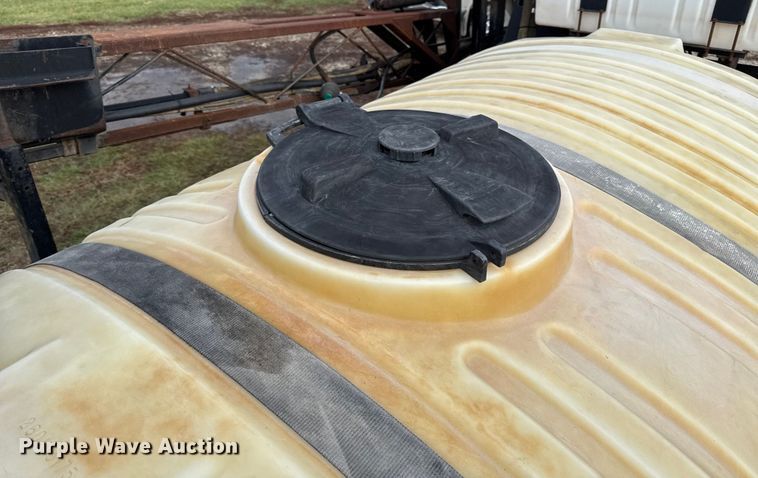 image for item EC4484 Apache 500 sprayer