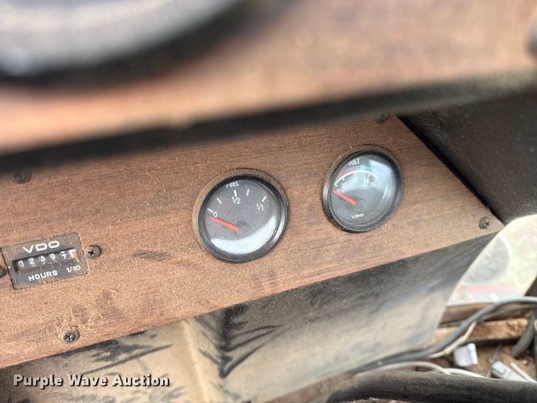 image for item EC4484 Apache 500 sprayer