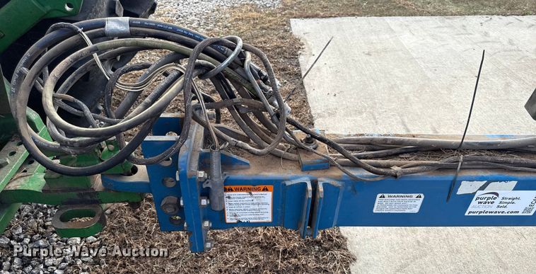 image for item EC4485 Kinze 3600 split row planter