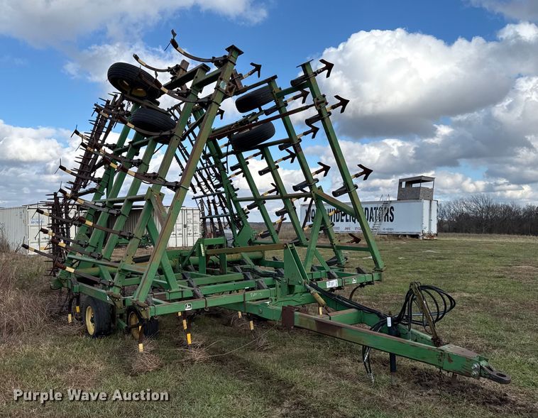 image for item EC4486 John Deere field cultivator