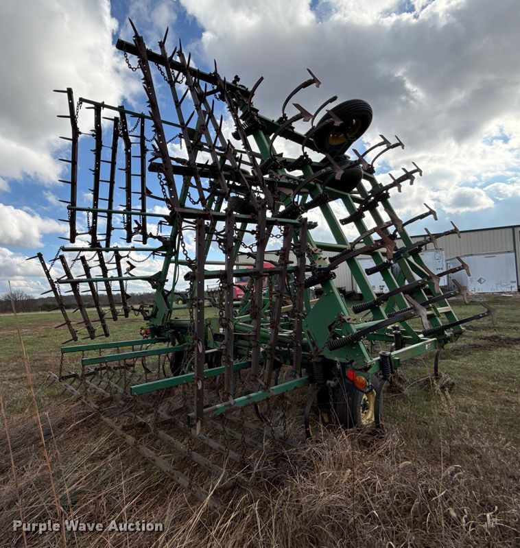 image for item EC4486 John Deere field cultivator
