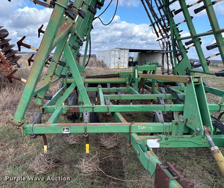 image for item EC4486 John Deere field cultivator