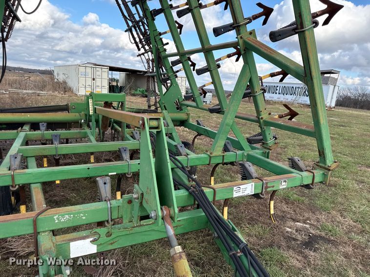 image for item EC4486 John Deere field cultivator