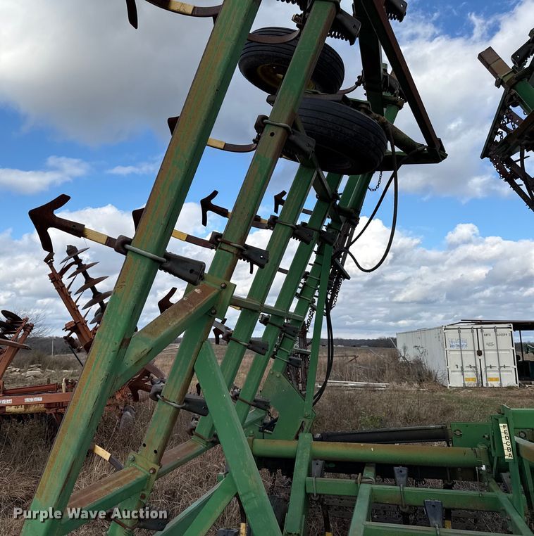 image for item EC4486 John Deere field cultivator