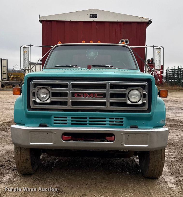 image for item EC4488 1985 GMC C7000 grain truck