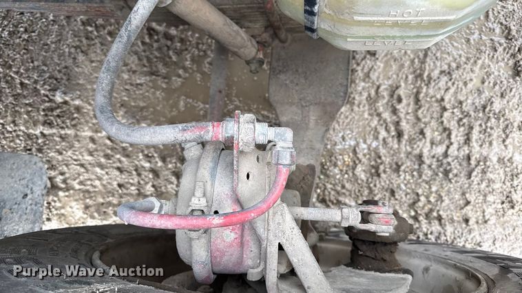 image for item EC4488 1985 GMC C7000 grain truck