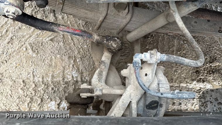 image for item EC4488 1985 GMC C7000 grain truck