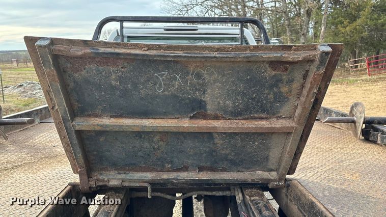 image for item ED2443 2005 GMC Sierra 3500 bale bed pickup truck