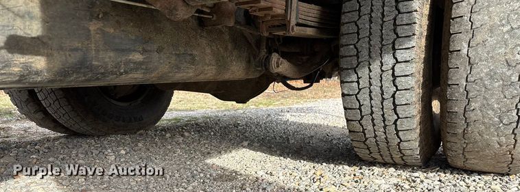 image for item ED2443 2005 GMC Sierra 3500 bale bed pickup truck