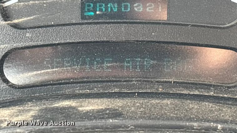 image for item ED2443 2005 GMC Sierra 3500 bale bed pickup truck