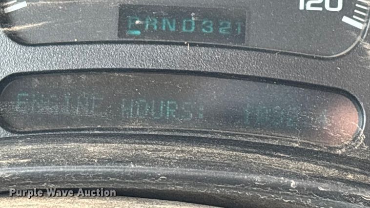 image for item ED2443 2005 GMC Sierra 3500 bale bed pickup truck