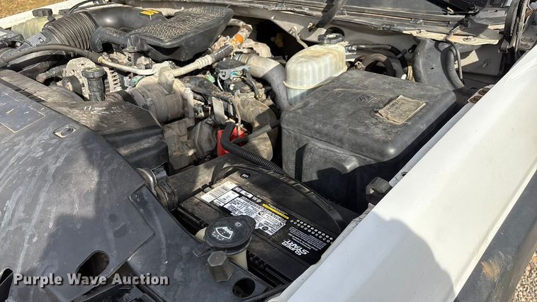 image for item ED2443 2005 GMC Sierra 3500 bale bed pickup truck