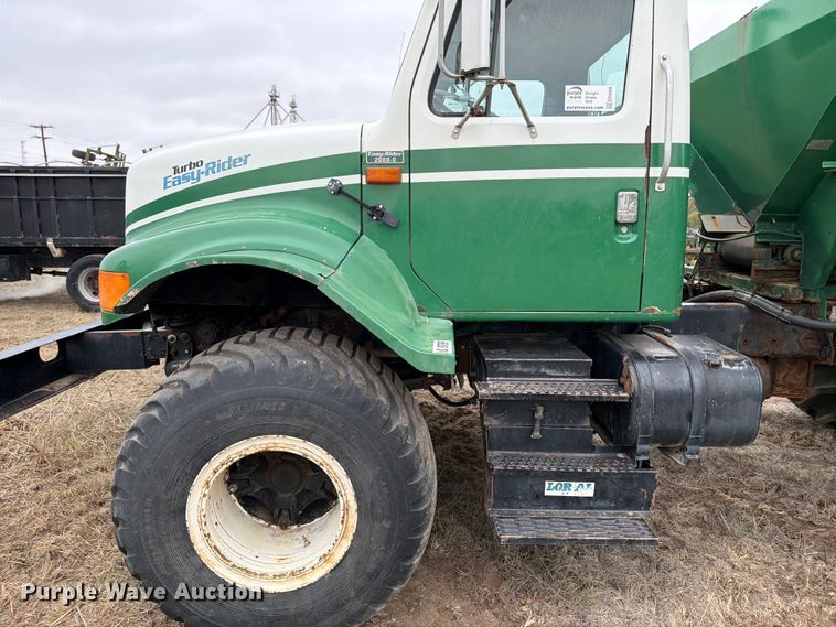 image for item ED5058 2021 International 4900 applicator truck