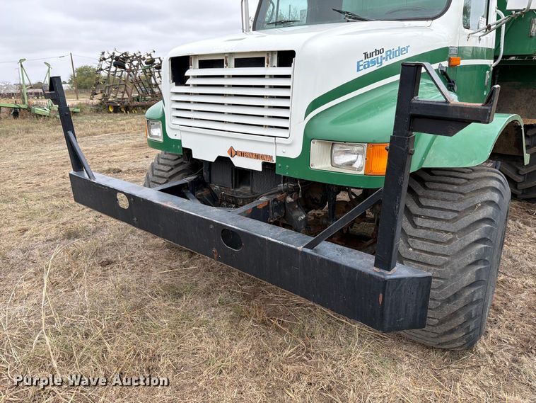 image for item ED5058 2021 International 4900 applicator truck