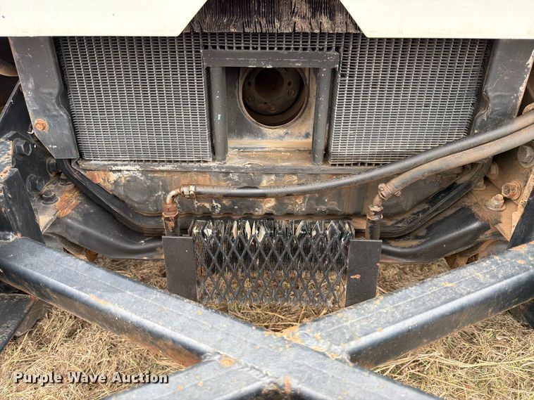 image for item ED5058 2021 International 4900 applicator truck