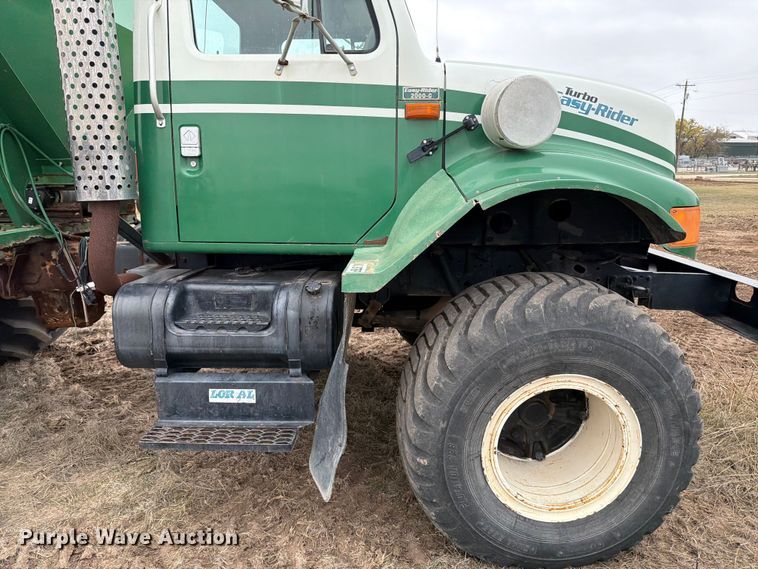 image for item ED5058 2021 International 4900 applicator truck