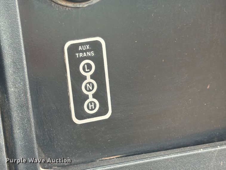 image for item ED5058 2021 International 4900 applicator truck