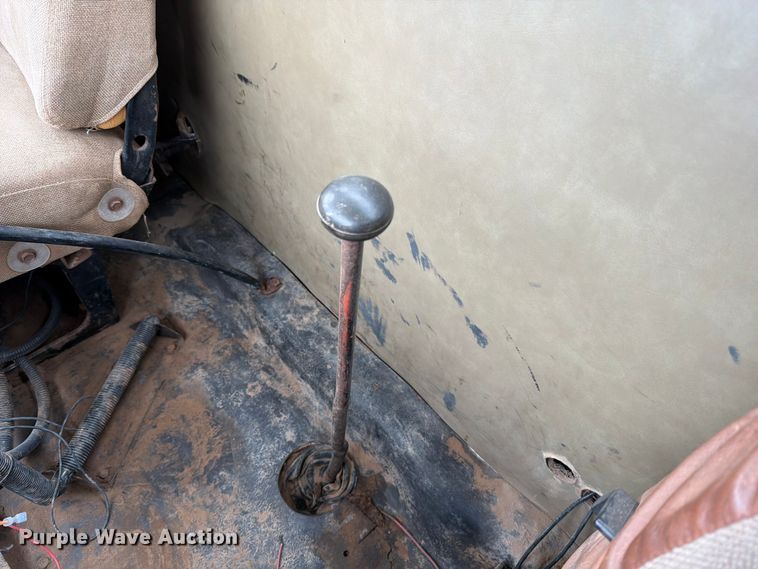 image for item ED5058 2021 International 4900 applicator truck