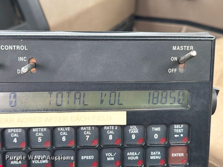 image for item ED5058 2021 International 4900 applicator truck