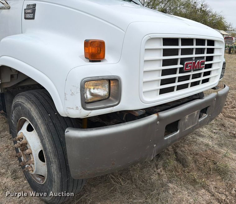 image for item ED5059 1998 GMC C7500 grain truck