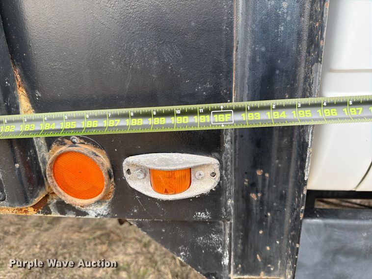 image for item ED5059 1998 GMC C7500 grain truck