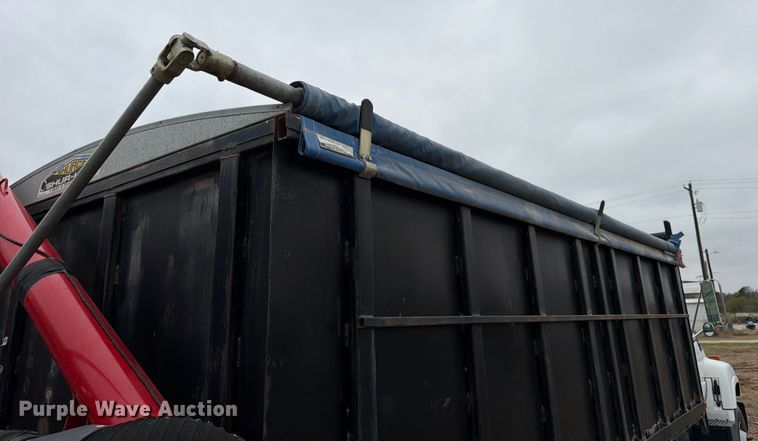 image for item ED5059 1998 GMC C7500 grain truck