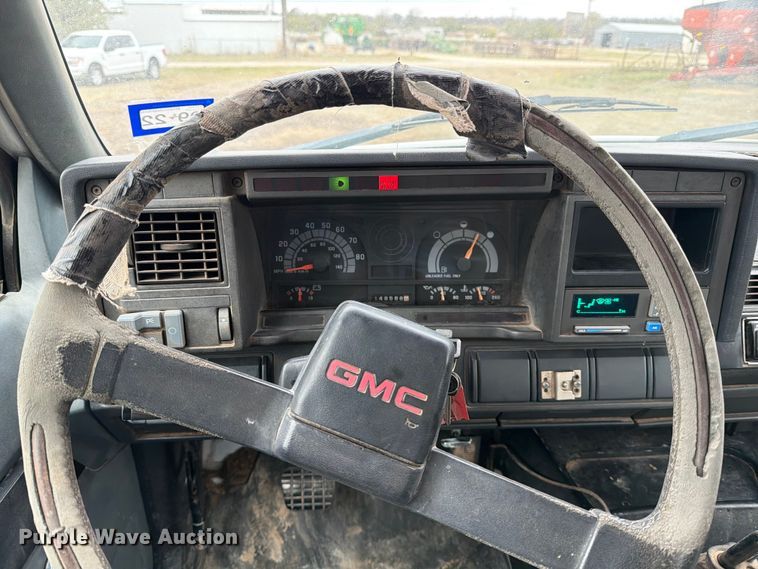 image for item ED5059 1998 GMC C7500 grain truck